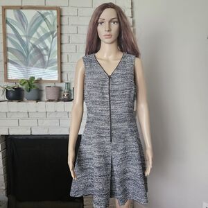 Theory Sleeveless  Dress Midi Zip Front V Neck